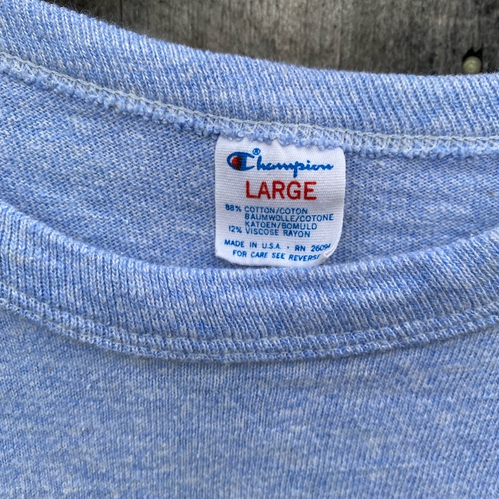 VTG UConn champion tee - Picture 2 of 3